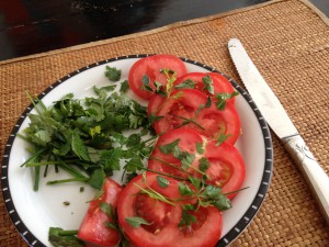 Kruidensalade met tomaat